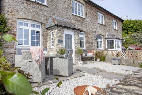 Bumble Cottage, Torcross, Devon, photo 1 of 5