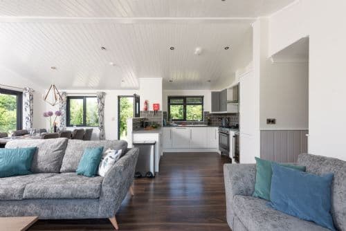 Juniper Lodge, 28 Roadford Lake Lodges, Roadford Lake, Devon, photo 5 of 5