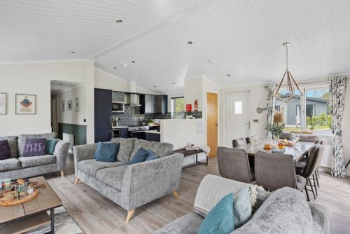 Iris Lodge, 18 Roadford Lake Lodges, Roadford Lake, Devon, photo 5 of 5
