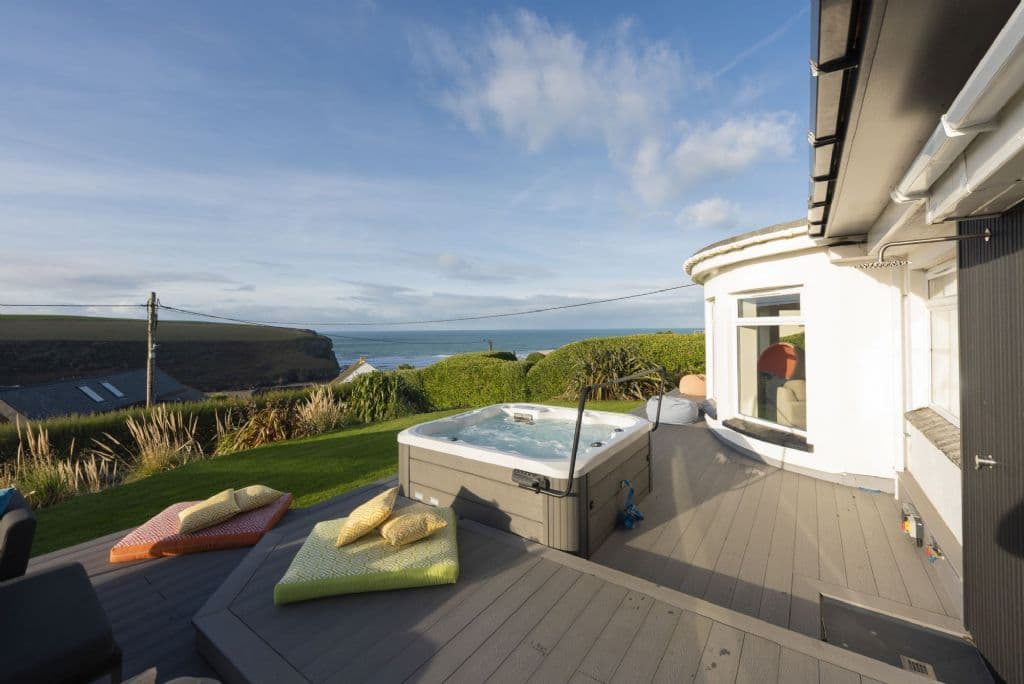 Ocean View, Mawgan Porth, Mawgan Porth, Cornwall, photo 1 of 5