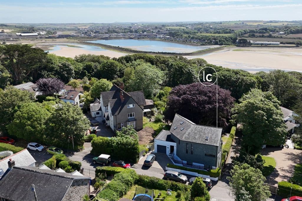 Estuary Watch, Lelant, Cornwall, photo 2 of 5
