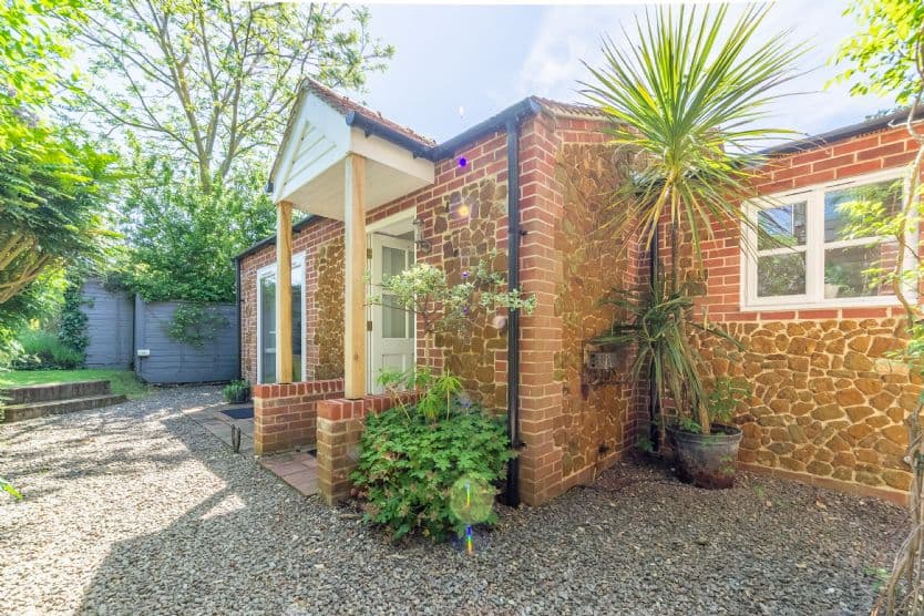 Sybil Cottage, Holme-next-the-Sea, Norfolk, photo 1 of 2
