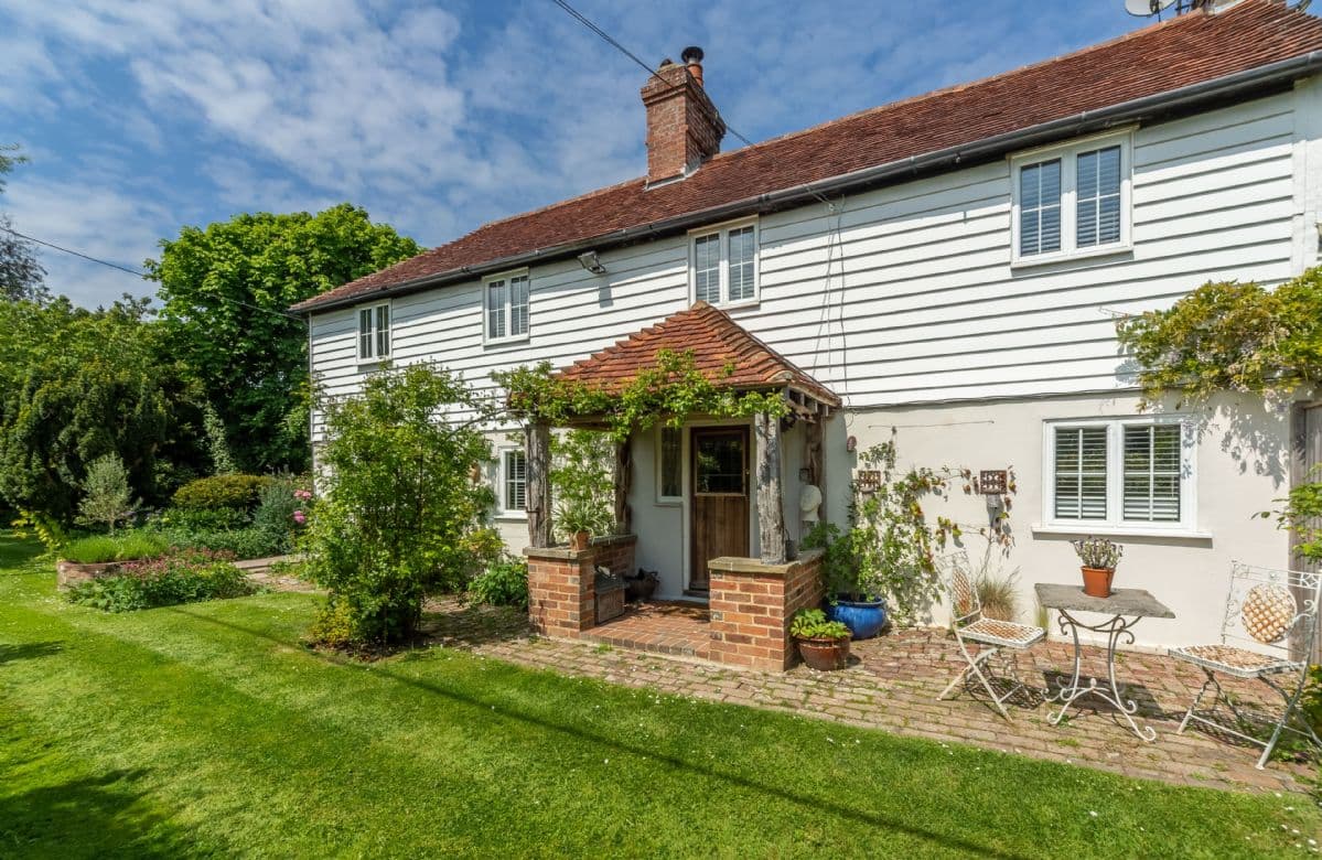 Cherry Cottage, Ripe, Sussex, photo 2 of 3
