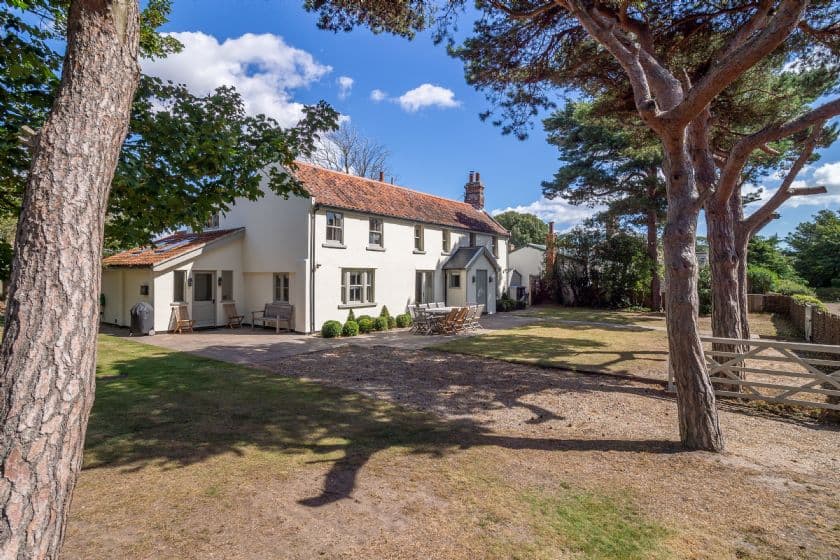 Alexander House, Thorpeness, Suffolk, photo 1 of 3