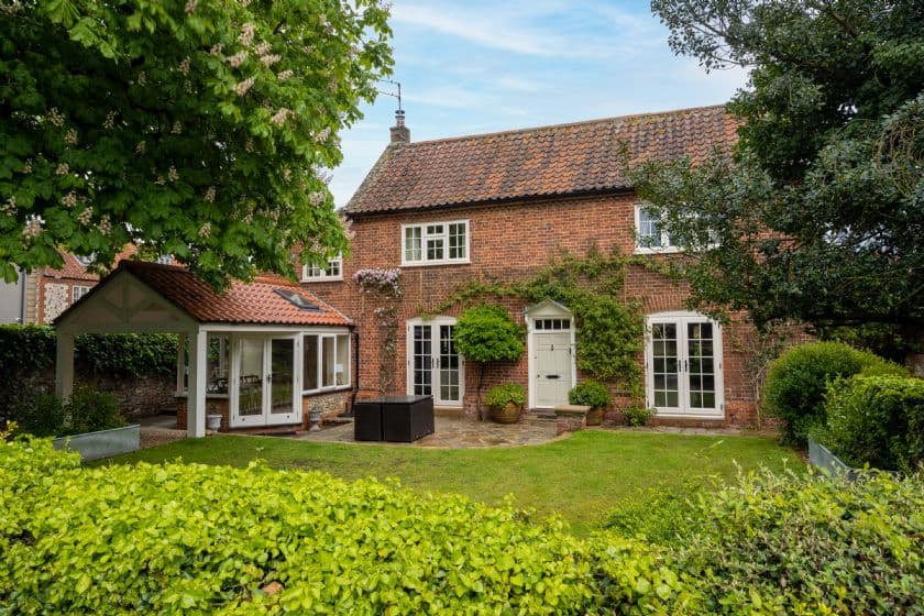 The Old Manor House, Brancaster, Norfolk, photo 1 of 3