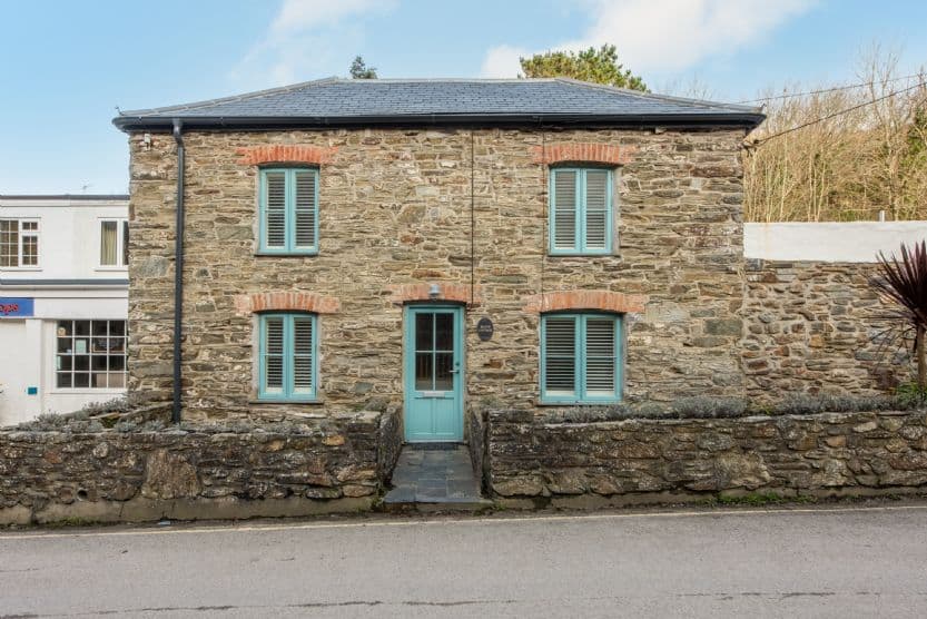 Beach Cottage (sleep 8), St. Agnes, Cornwall, photo 1 of 3
