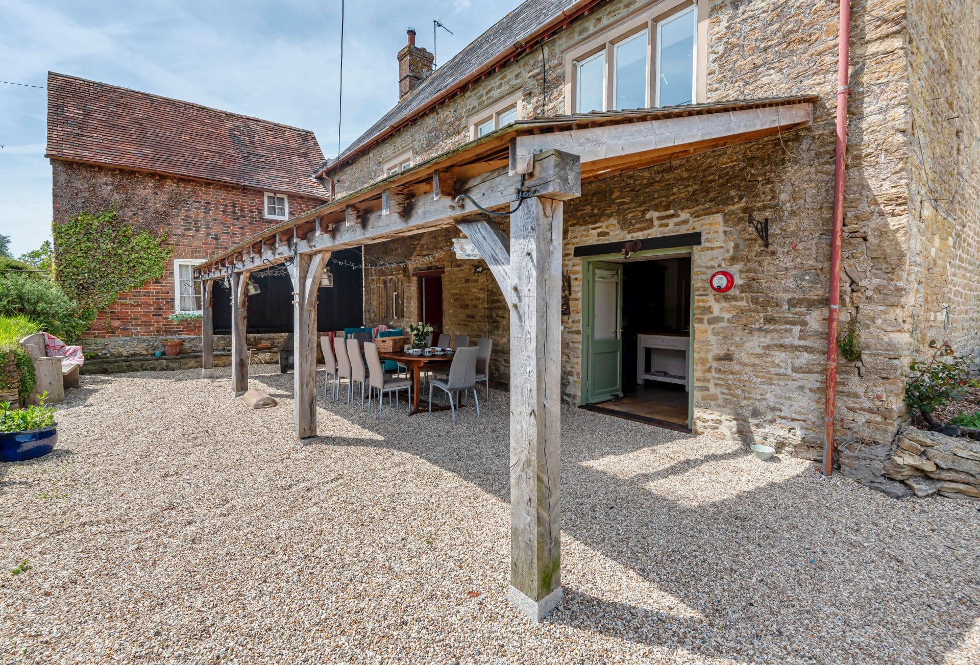 Lower Fifehead Farm, Sturminster Newton, Dorset, photo 1 of 3