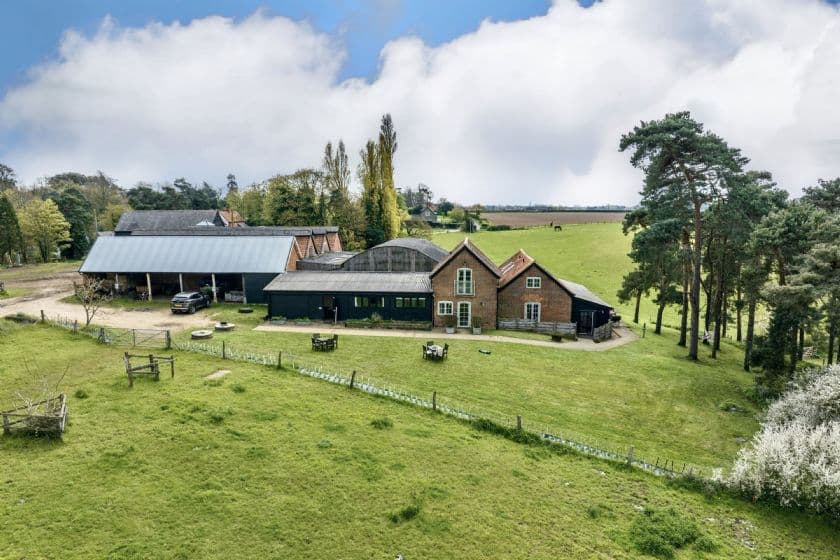 Lodge Farm, Freston, Suffolk, photo 1 of 3
