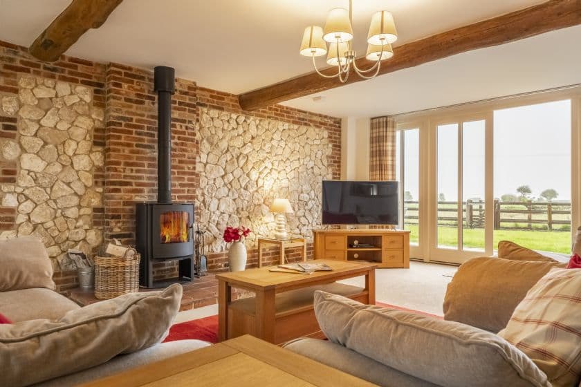 6 Courtyard Barn, Docking, Norfolk, photo 3 of 3