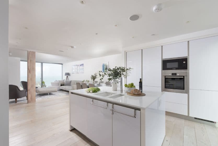 1 Island Reach, Newquay, Cornwall, photo 2 of 3