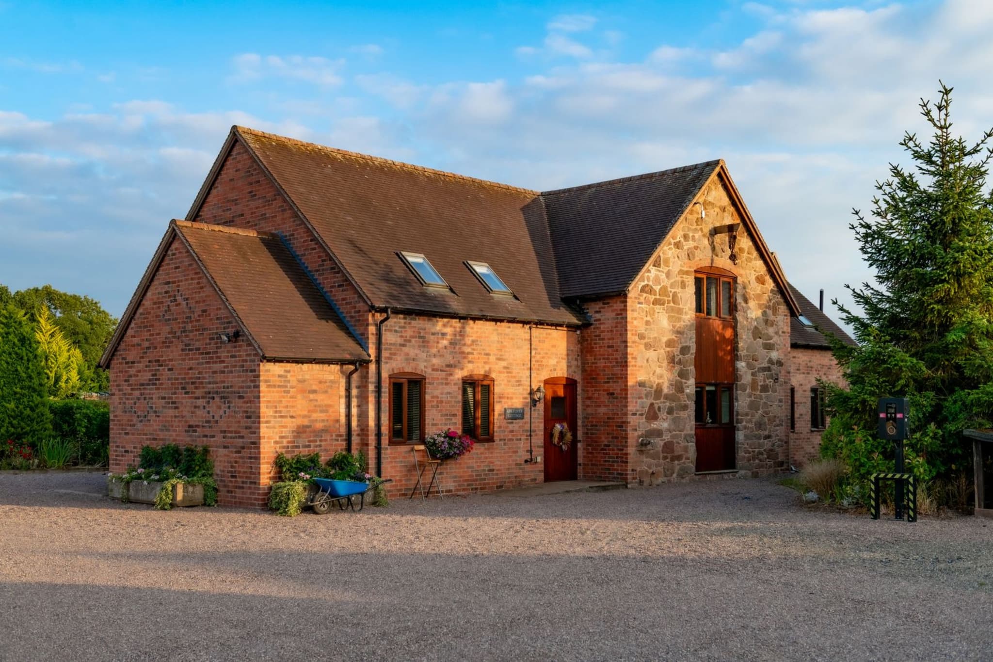 Kingfisher Cottage, Bridgnorth, Shropshire, photo 2 of 3