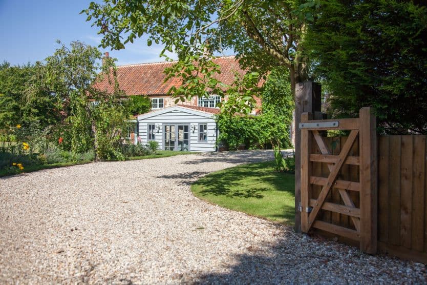 Swan Cottage, South Creake, Norfolk, photo 2 of 3