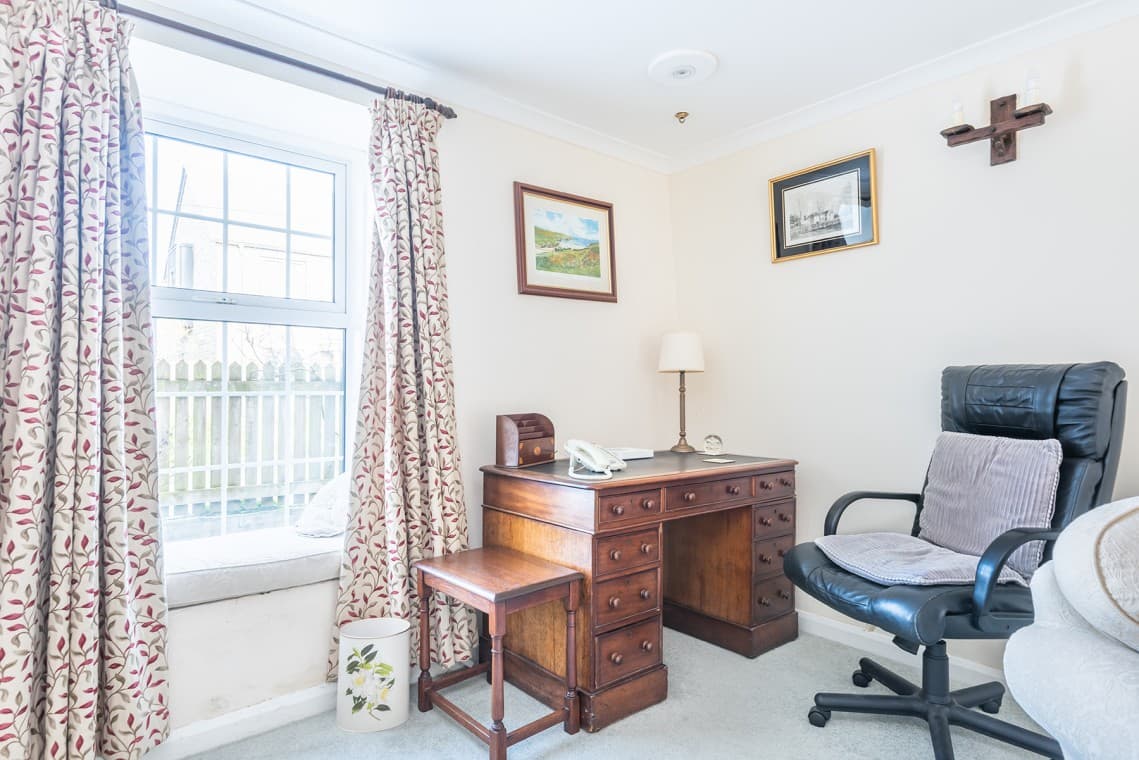Clovelly Cottage, Crantock, Cornwall, photo 4 of 12