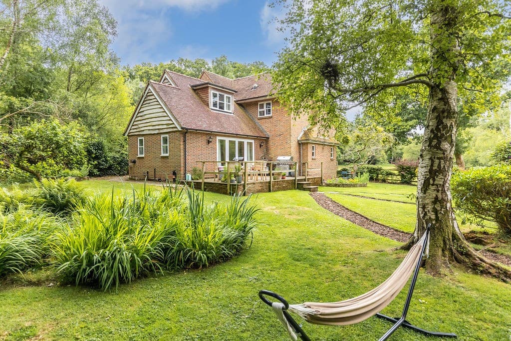 Dell Cottage, Bank, Hampshire, photo 8 of 12