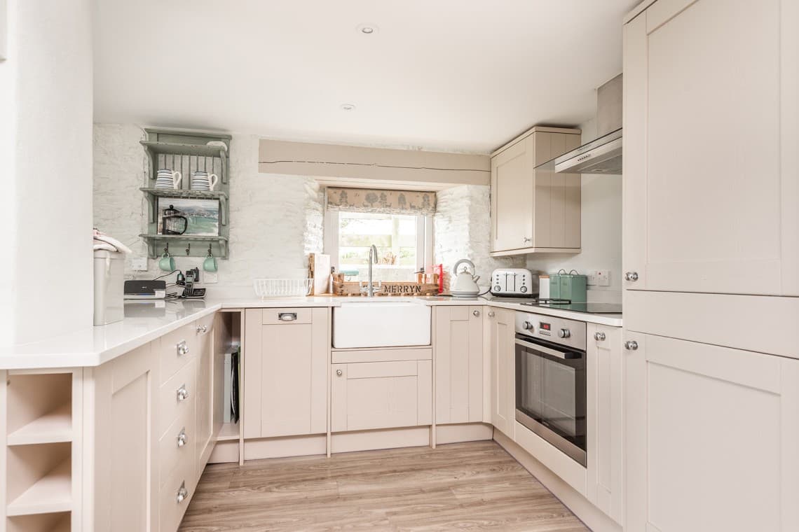 Court Barton Cottage No. 8, South Huish, Devon, photo 6 of 12