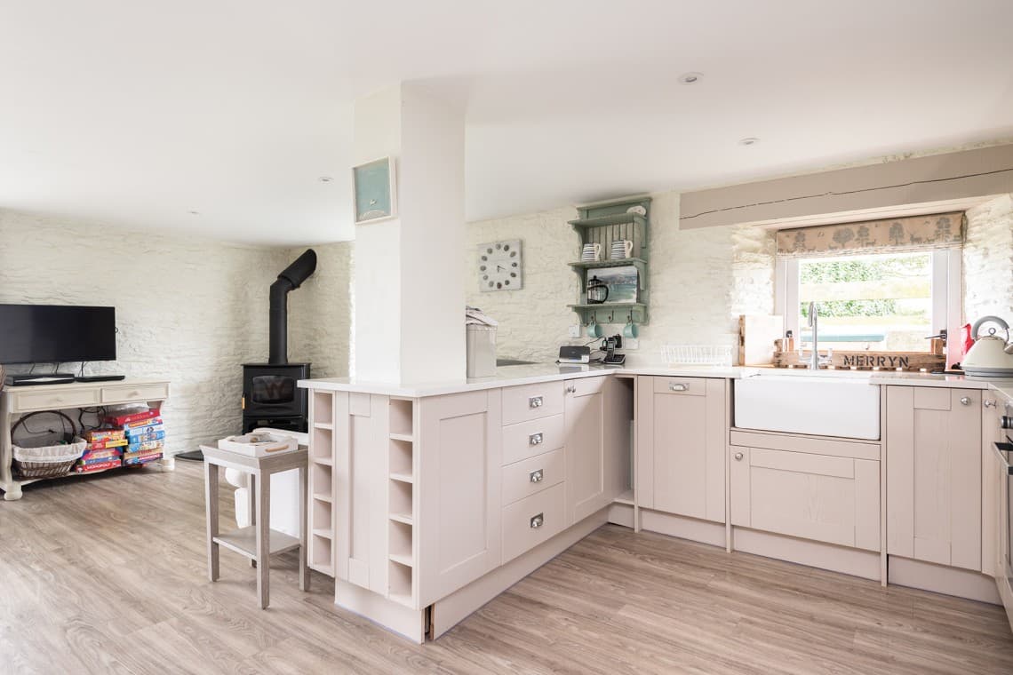 Court Barton Cottage No. 8, South Huish, Devon, photo 7 of 12