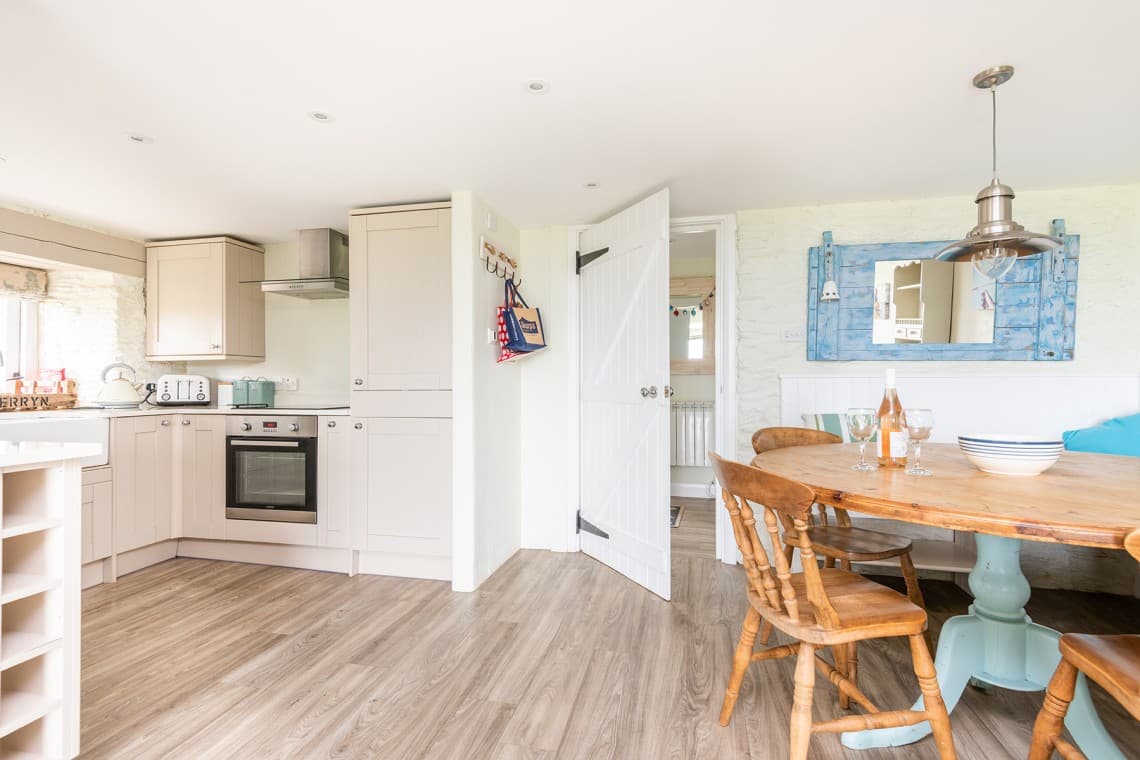 Court Barton Cottage No. 8, South Huish, Devon, photo 8 of 12