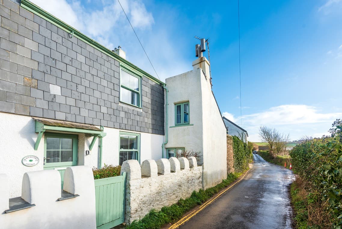 Cracklefield Cottage, Bantham, Devon, photo 2 of 12