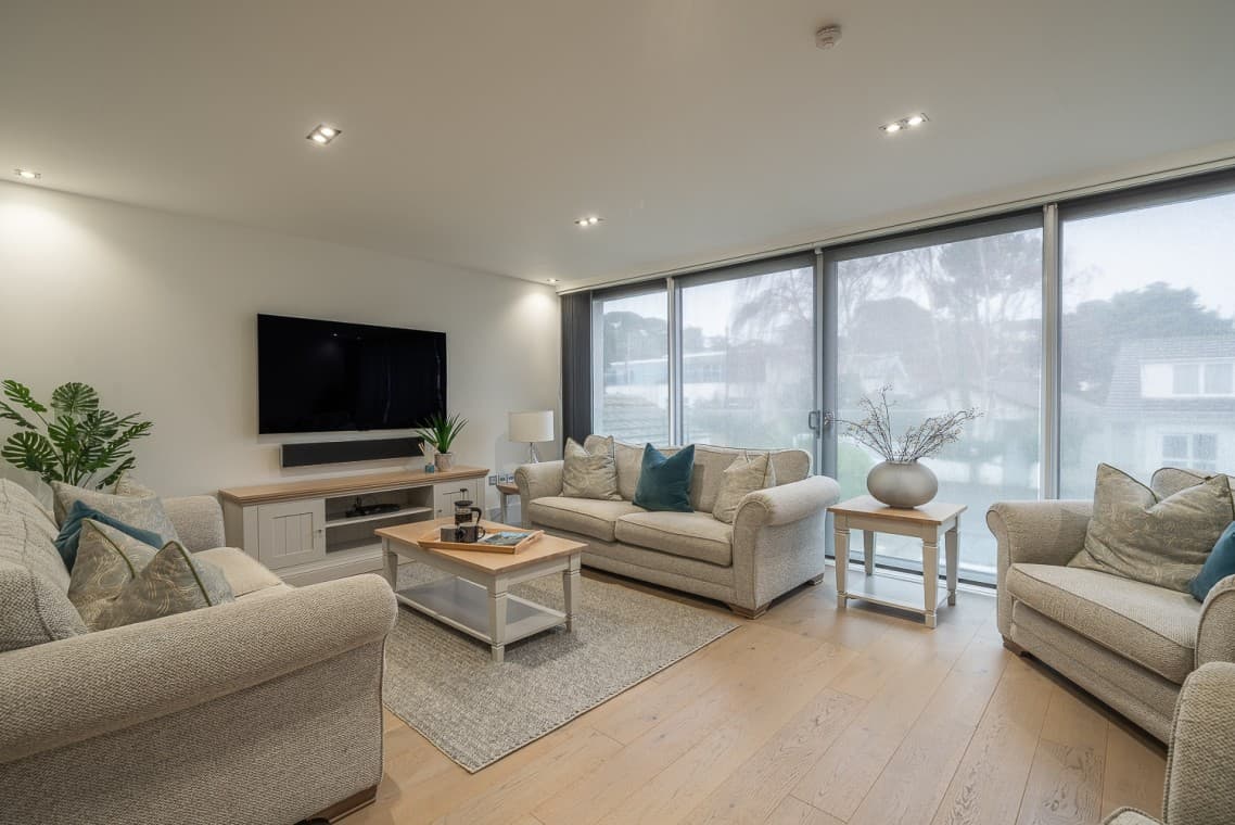 Leeward, Sandbanks, Dorset, photo 2 of 12