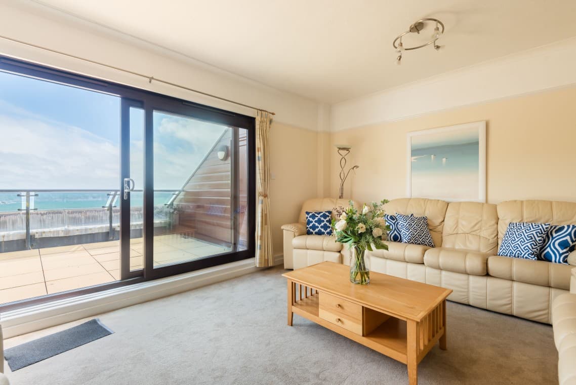 Penthouse, Maenporth, Cornwall, photo 2 of 12