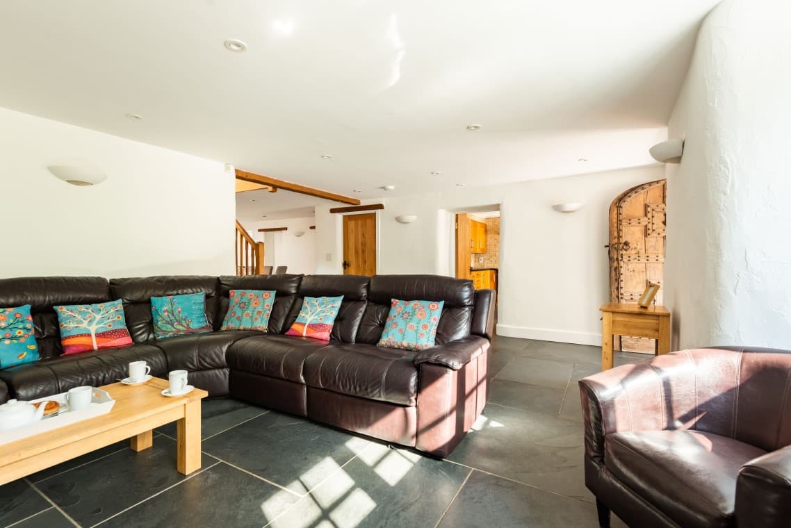 Revelstoke Park House, Noss Mayo, Devon, photo 9 of 12