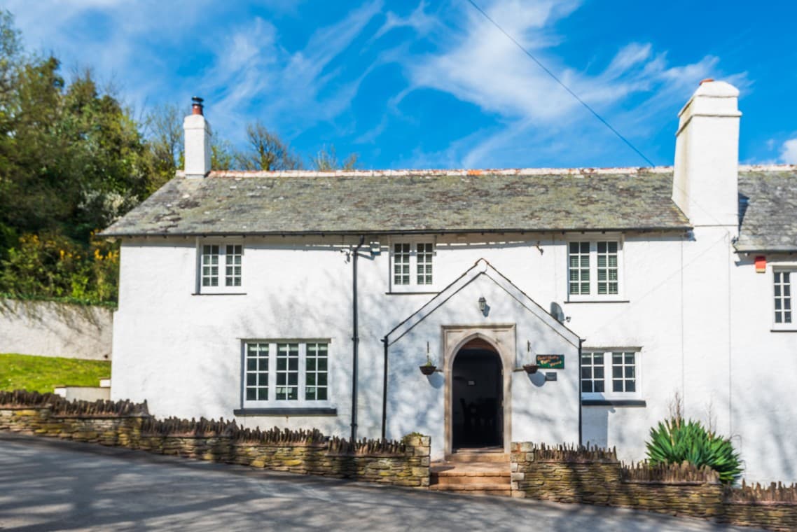 Revelstoke Park House, Noss Mayo, Devon, photo 1 of 12