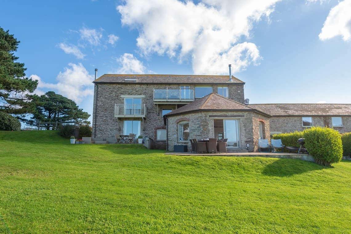 Round House, Court Barton, South Huish, Devon, photo 1 of 12