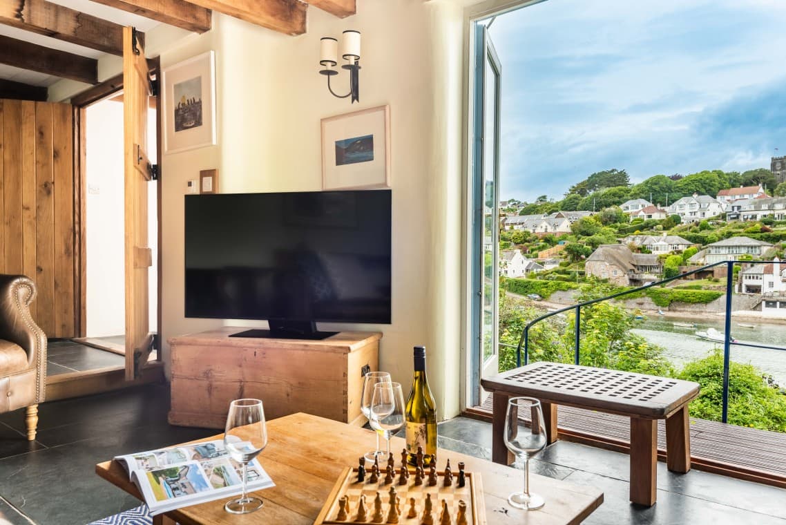 Yew Tree Cottage Noss Mayo, Noss Mayo, Devon, photo 10 of 12