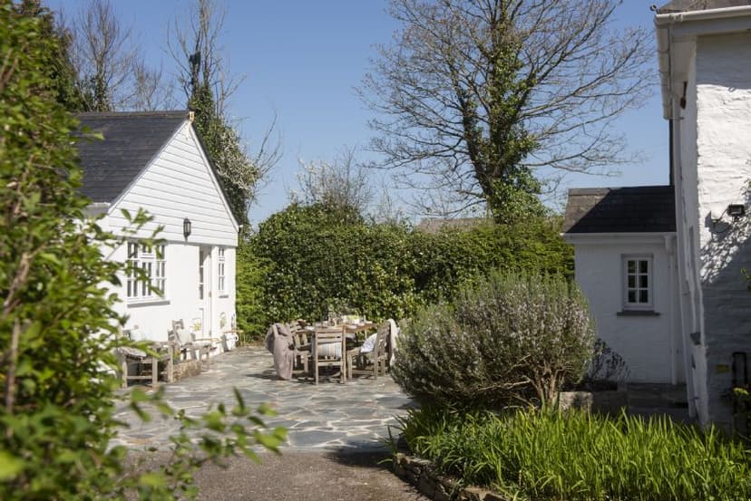 Sparnal Stitch and the Annexe, Rock, Cornwall